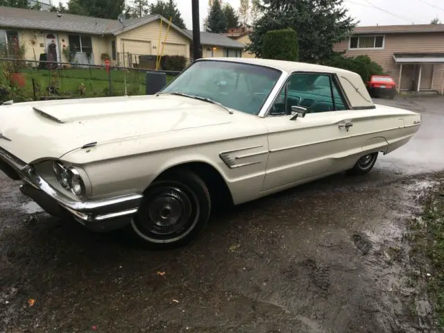 1965 Ford Thunderbird