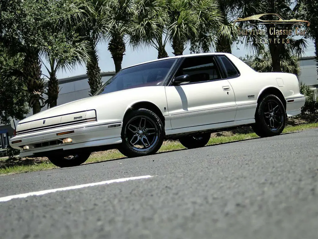 1992 Oldsmobile Toronado Trofeo