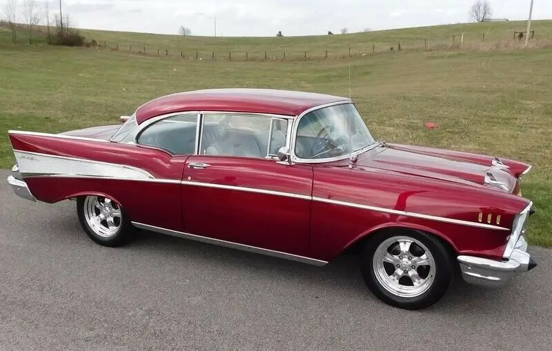 1957 Chevrolet Bel Air/150/210 -BEAUTIFUL WINE BERRY 2-DOOR HARDTOP CLASSIC-