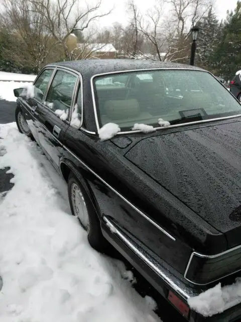 1991 Jaguar XJ6 val