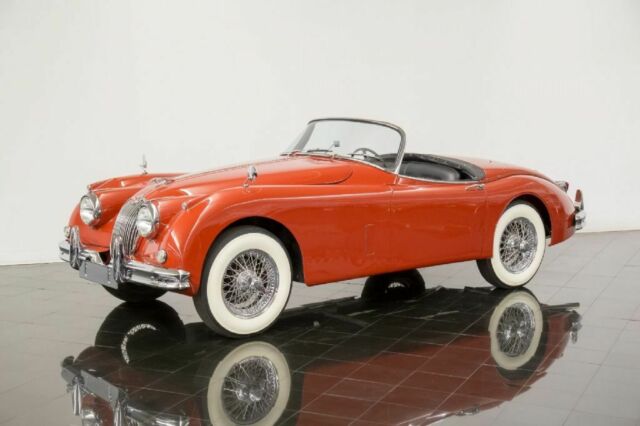 1959 Jaguar XK150 SE Roadster --