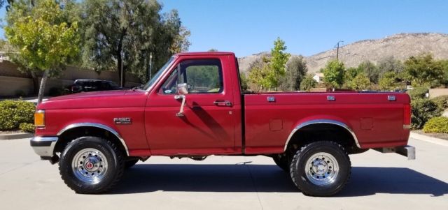 1988 Ford F-150 SHORT BED 4X4 LARIAT
