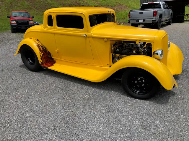 1933 Plymouth coupe